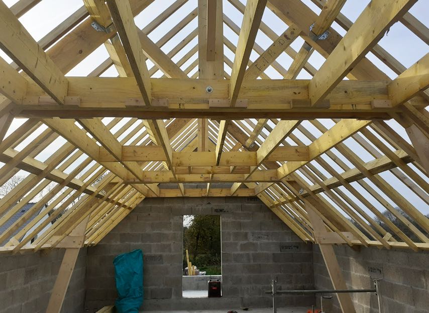 Pose charpente bois Pont-Scorff